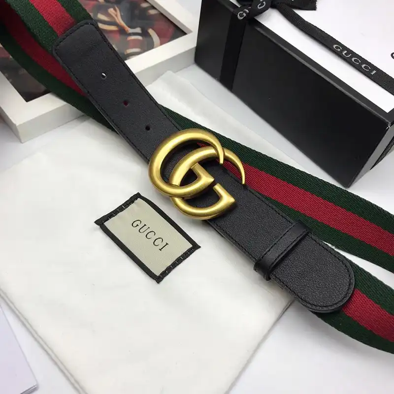 G*u*i s belts 19bl0083