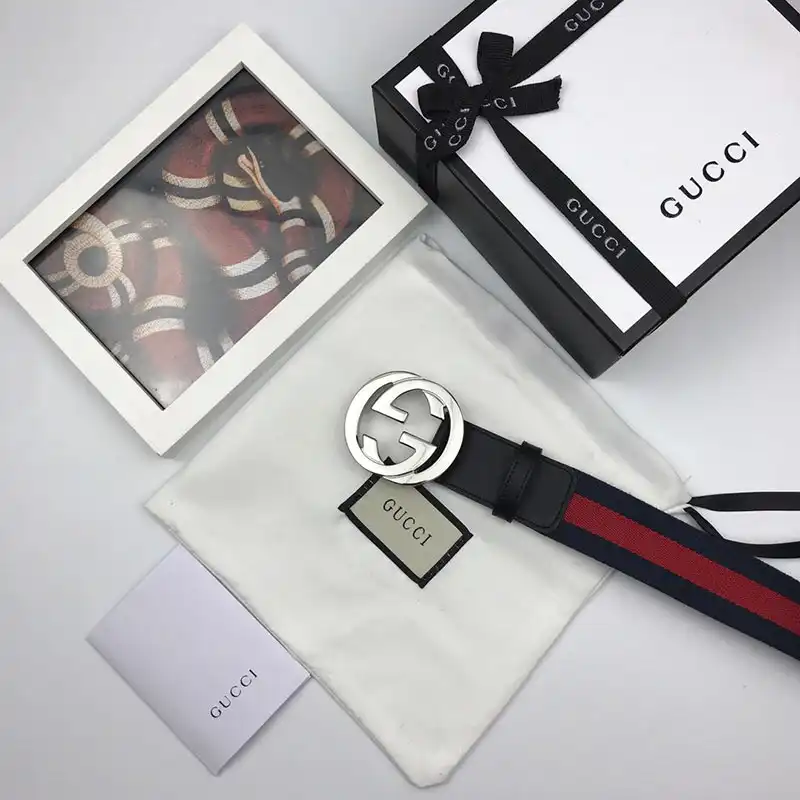 G*u*i s belts 19bl0086