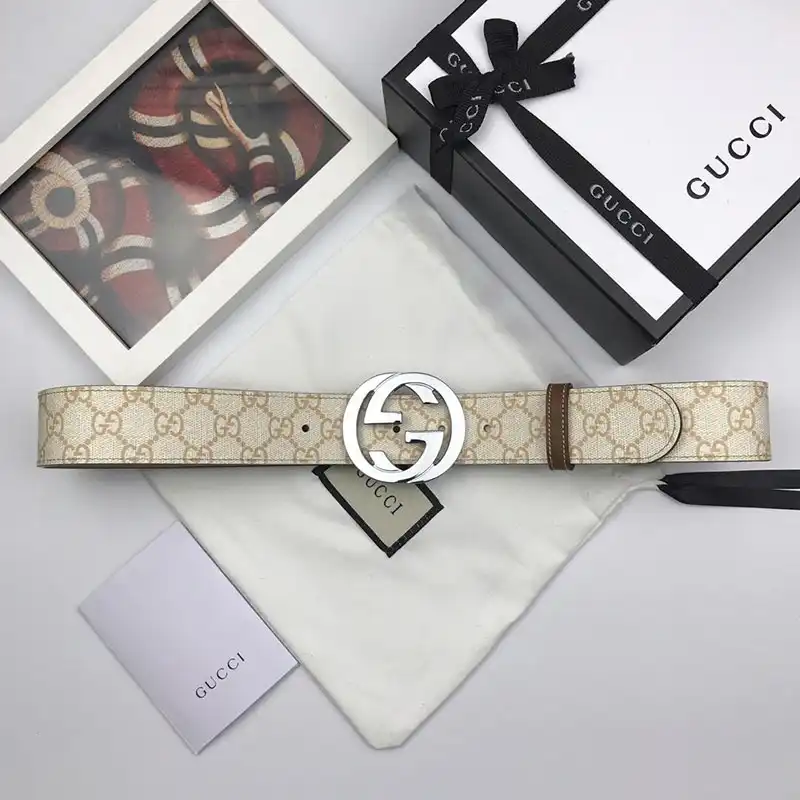 G*u*i s belts 19bl0087