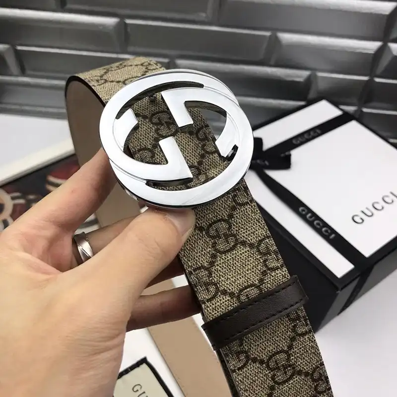 G*u*i s belts 19bl0090