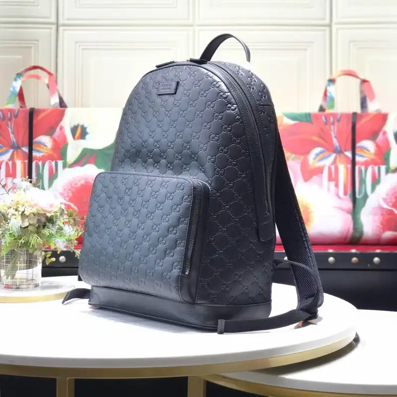 G*u*i bag 19ht0073