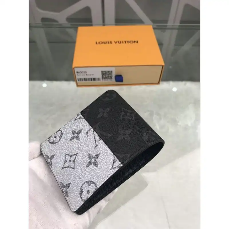 LV Bags 19T1L0116