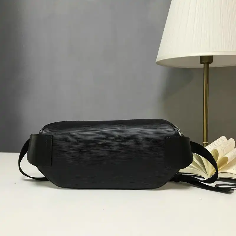 LV Bags 19T1L0216