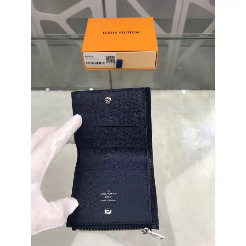 LV Bags 19T1L0269
