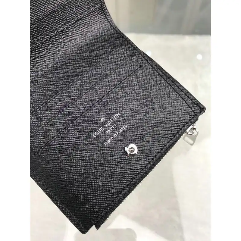 LV Bags 19T1L0270