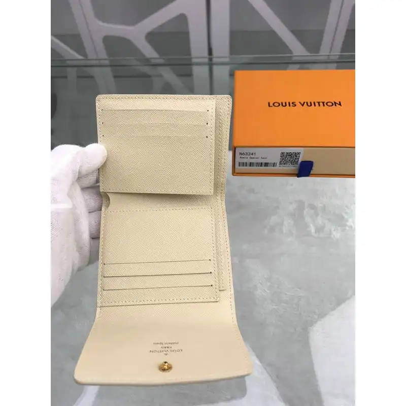 LV Bags 19T1L0273