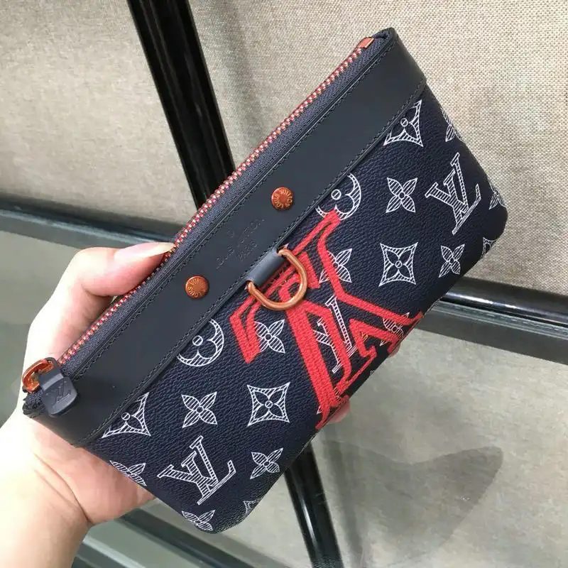 LV Bags 19T1L0327