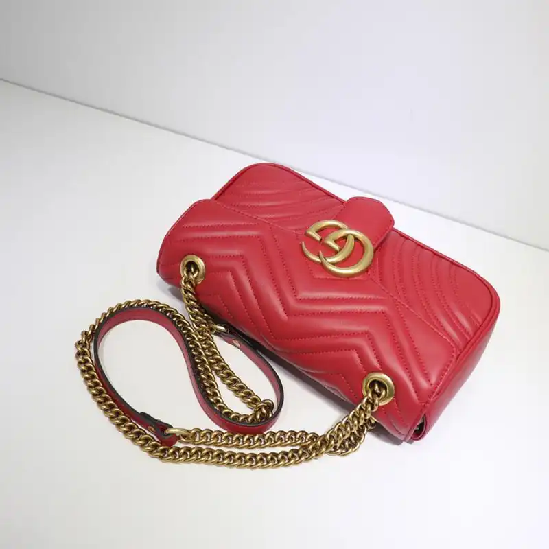 G*u*i bags 19t1l0694