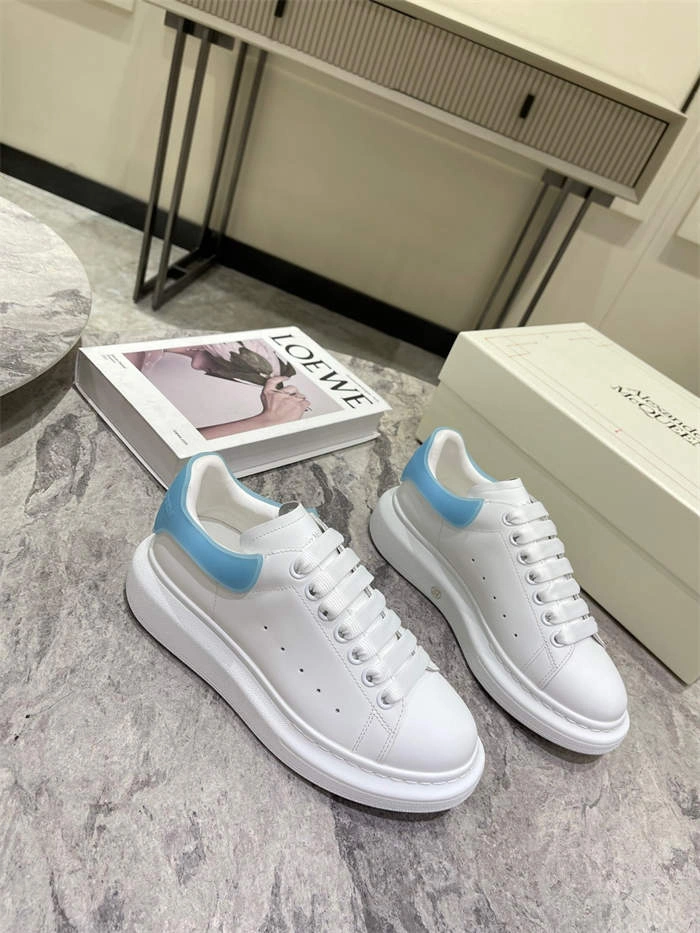 SunProtective Alexander McQueen Oversized 2574