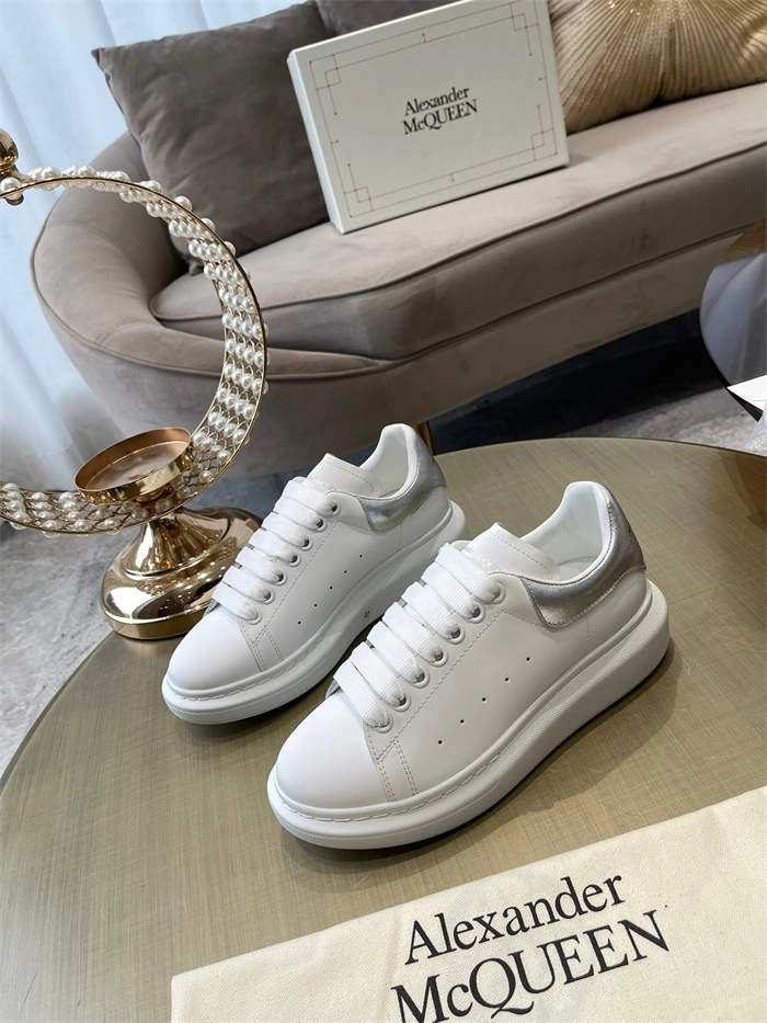 Alexander McQueen Oversized FlexibleFit 2589