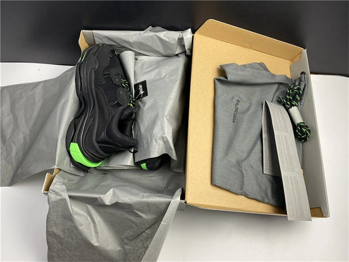 BLCG TRACK 2 OPEN SNEAKER 524039 W2PW1 Cozy 4537