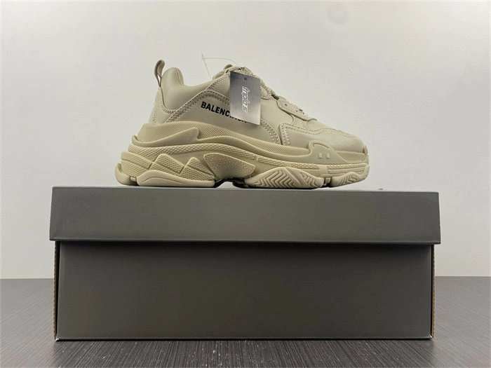 Neat BLCG TRIPLE S SNEAKER 536737 W2FW1 4460
