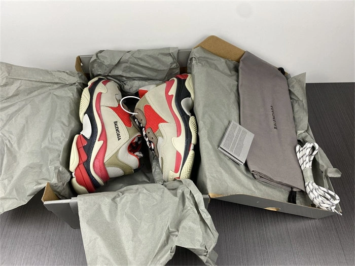 SmoothTexture BLCG TRIPLE SNEAKER 524039 W05F1 4413