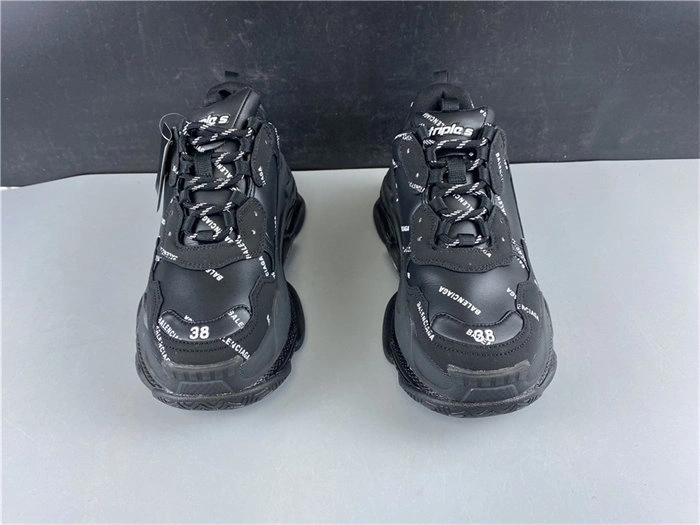 BLCG TRIPLE SNEAKER 524039 W09E1 HighPerformance 4518