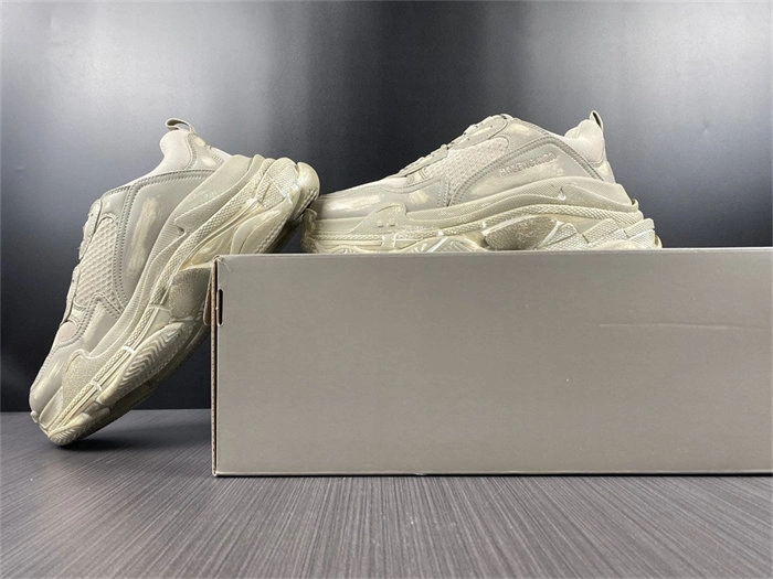 Supportive BLCG TRIPLE SNEAKER 524039 W2FA1 4405