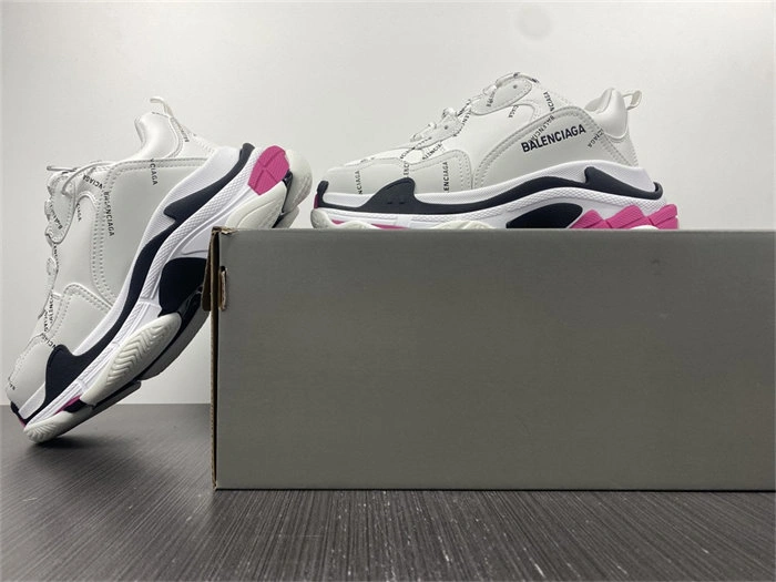 Comfortable BLCG TRIPLE SNEAKER 524039 W2FA4 4446