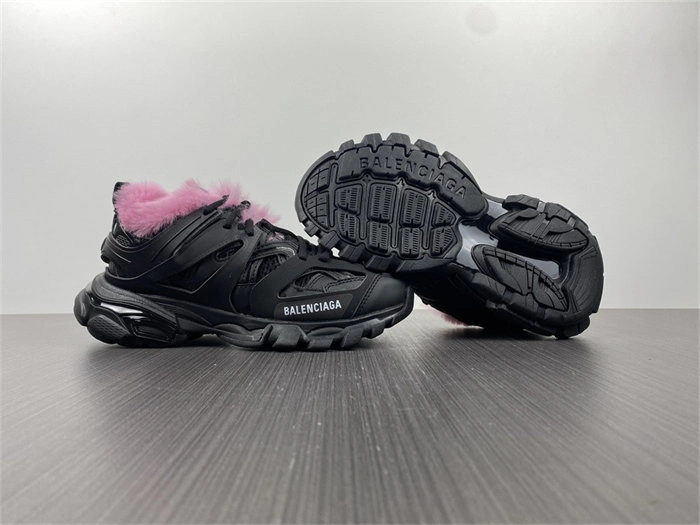 Modern BLCG Track Fake Fur Black Pink  668555 W3CQ6 4431