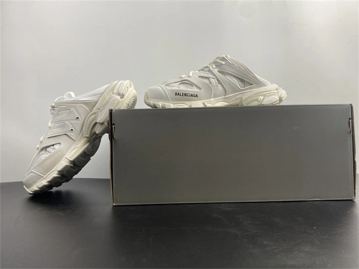 Neat BLCG Track Mule White  653813 W3CP3 4486