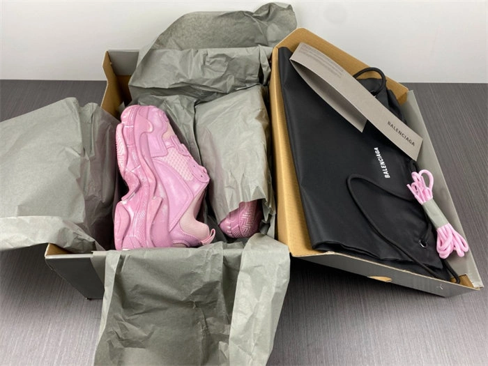 SportInspired BLCG Triple S Faded Pink  524039 W3CN3 4409