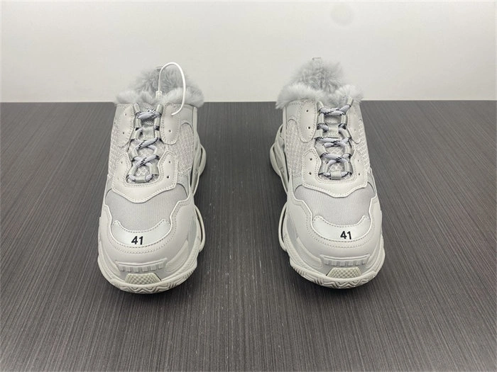 BLCG Triple S Fake Fur Grey 668563 W3CQ5 Supportive 4433