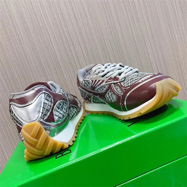 b0tte*a Ven*ta sneaker timeless 2605