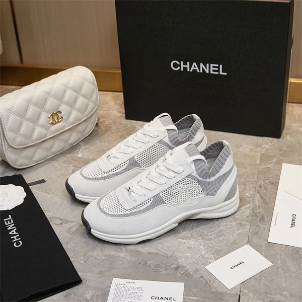 EyeCatching Chanal Sneakers 2219