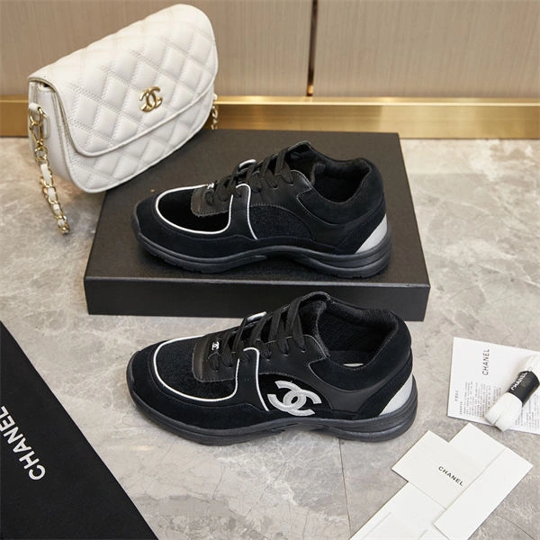 Packable Chanal Sneakers 2236