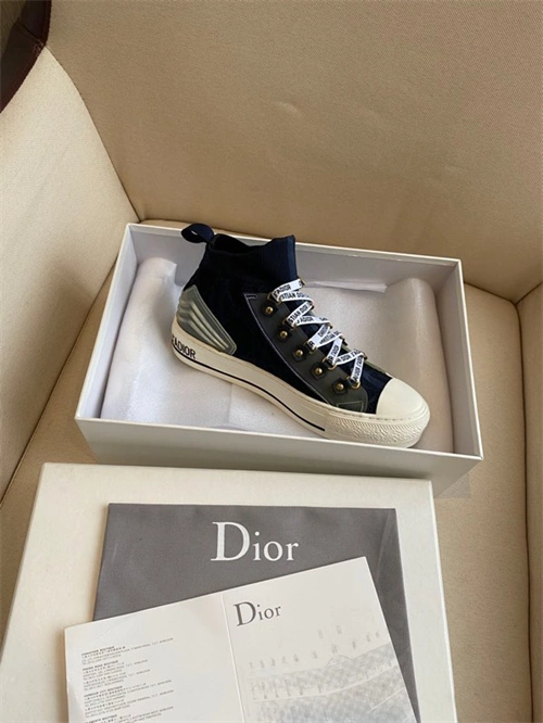 SmoothTexture DR Sneaker 1077