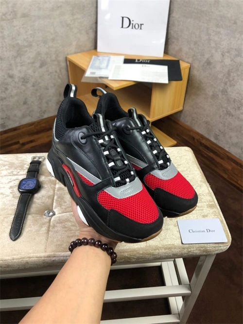 Resilient DR Sneaker 1114