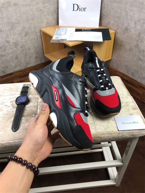 Resilient DR Sneaker 1114