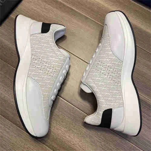 Sustainable DR Sneaker 1126