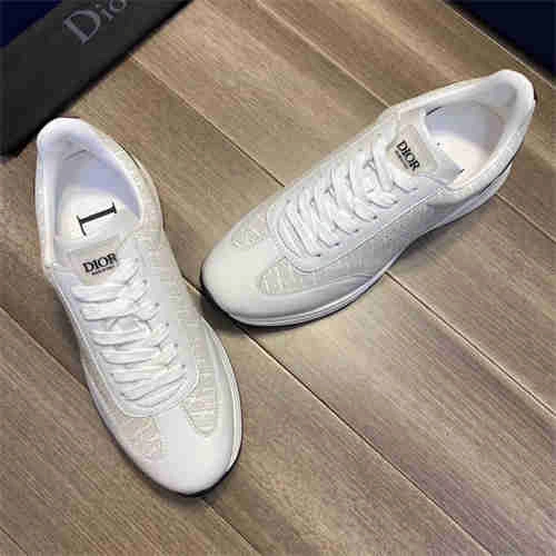 Sustainable DR Sneaker 1126