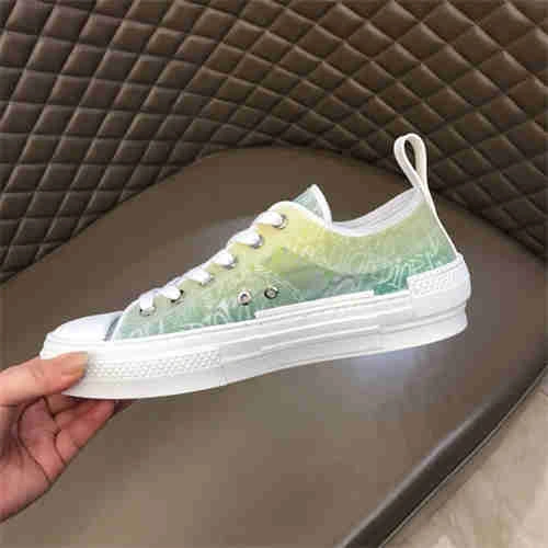 Stylish DR Sneaker 1159