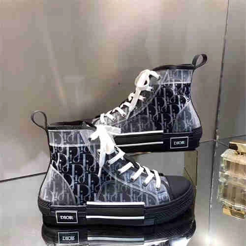 DR Sneaker Fashionable 1194