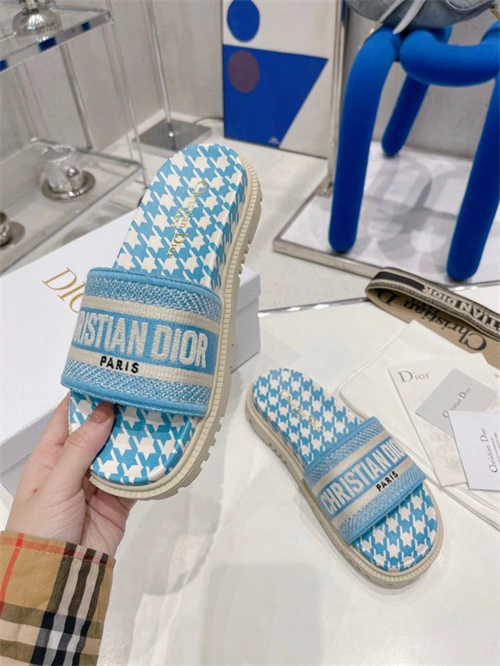 Colorful Dio Slipper 5818