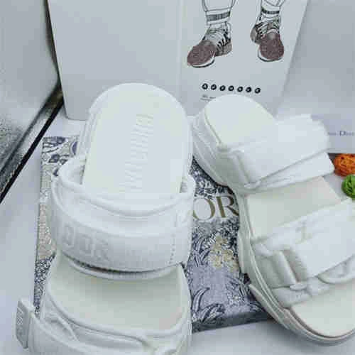 Affordable Dio Slipper 5783
