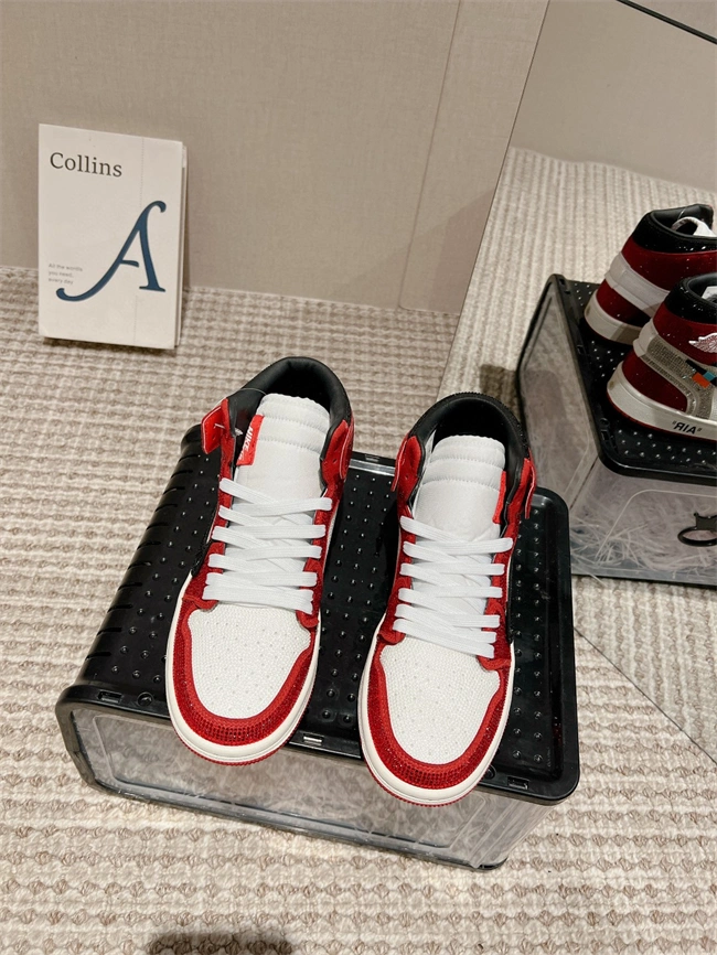 Lightweight Dior x Nike Air Jordan 3673