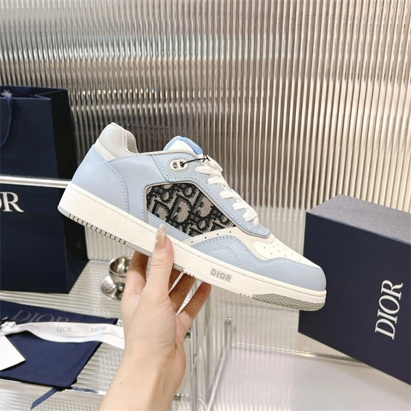 WellDesigned Dr B27 Sneaker 1379