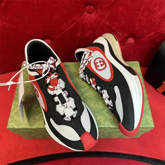 G*u*i9 gu sporty 25