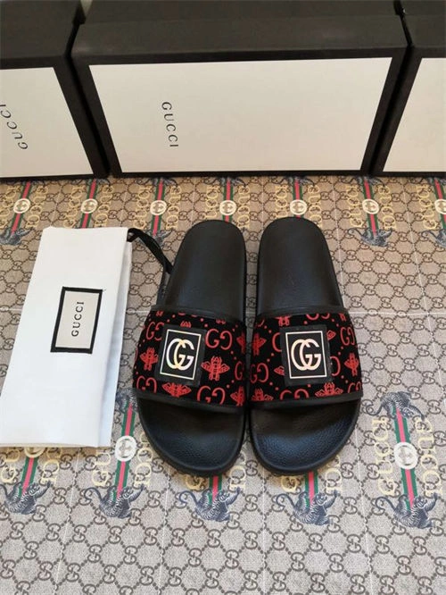 SportInspired Gocci Slipper 5703