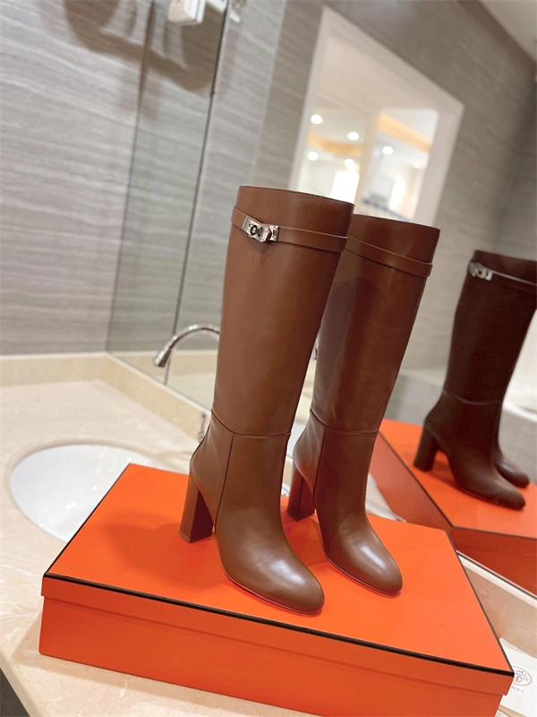 Affordable H Boot 2426