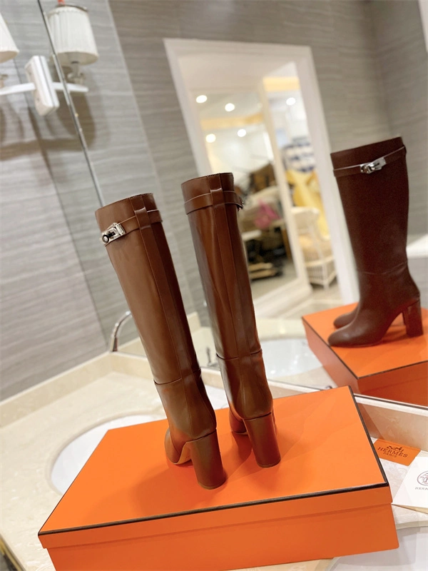 Affordable H Boot 2426