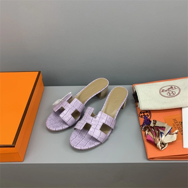 H Slipper Unisex 2365