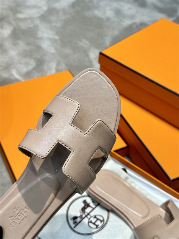 H Slipper Compact 2369