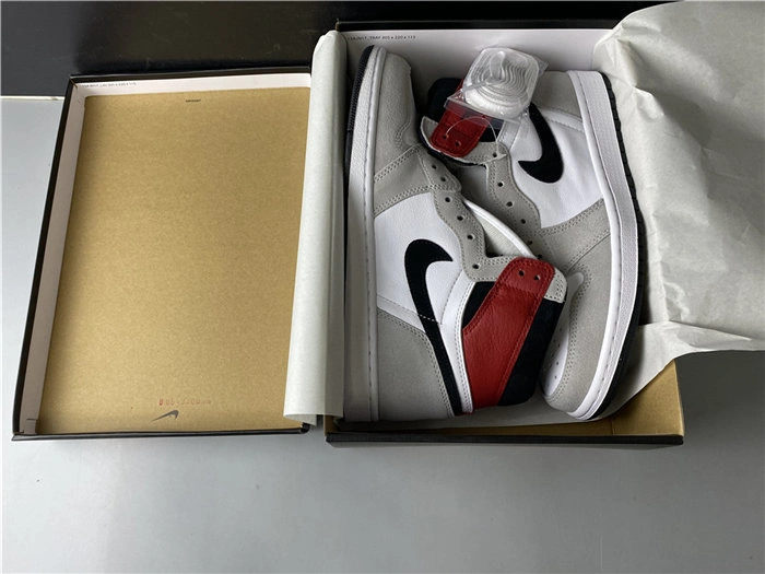 Jordan1 Retro Light Smoke Grey 555088- Fashionable 3738