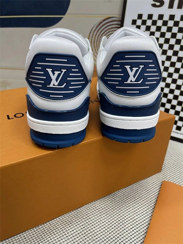 LV Youthful 1720