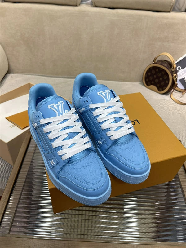 LV Unisex 1779