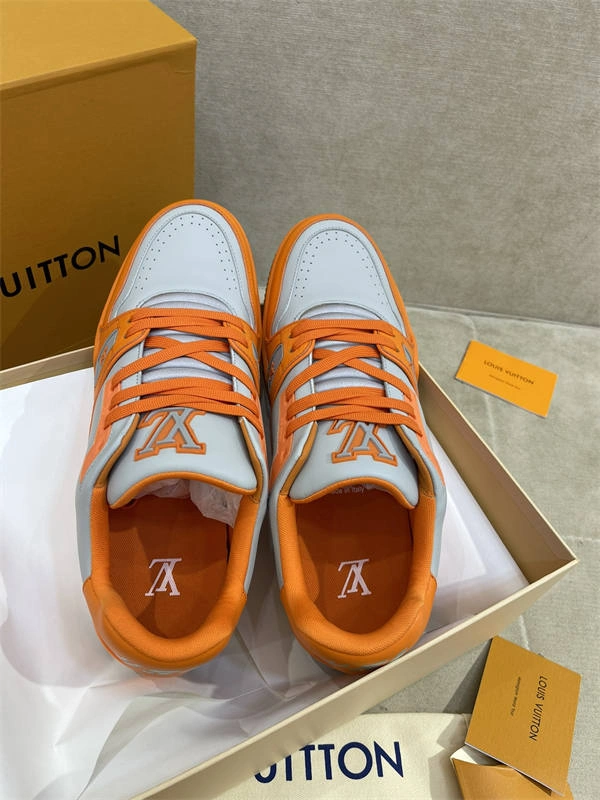 Lightweight LV 1821
