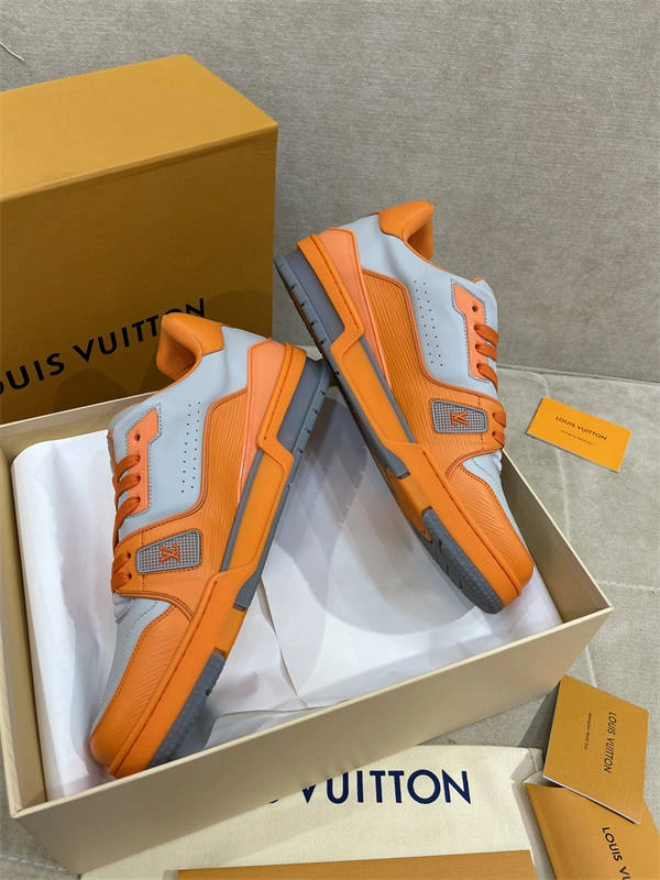 Lightweight LV 1821