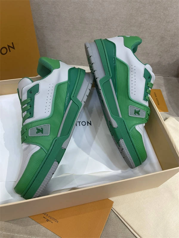 Sporty LV 1823
